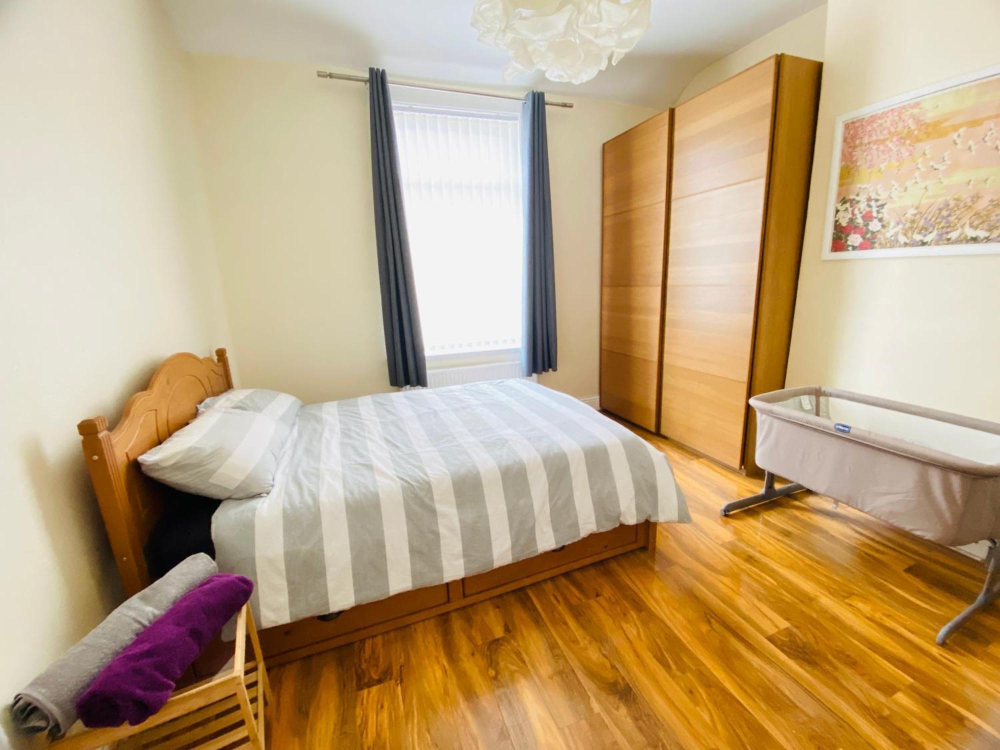Entire 4 Bedroom House - Ev Point & Free Parking Liverpool Dış mekan fotoğraf